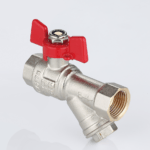 Ball valve combined with strainer